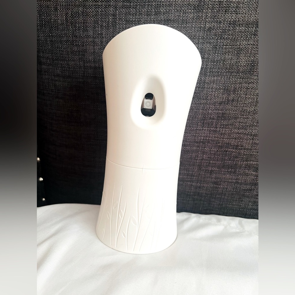Air Wick Freshmatic Ultra Automatic Air Freshner